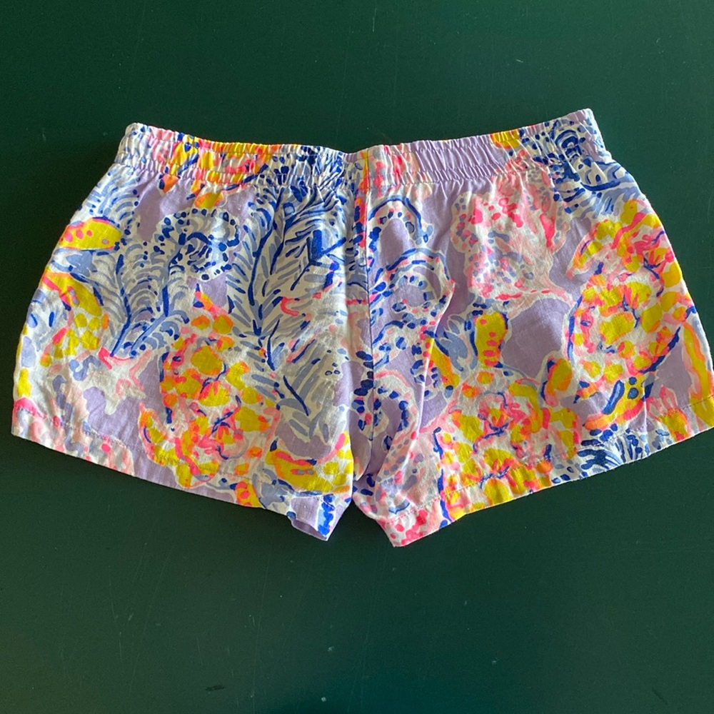 100% Linen Lilly Pulitzer Draw String Shorts - image 4